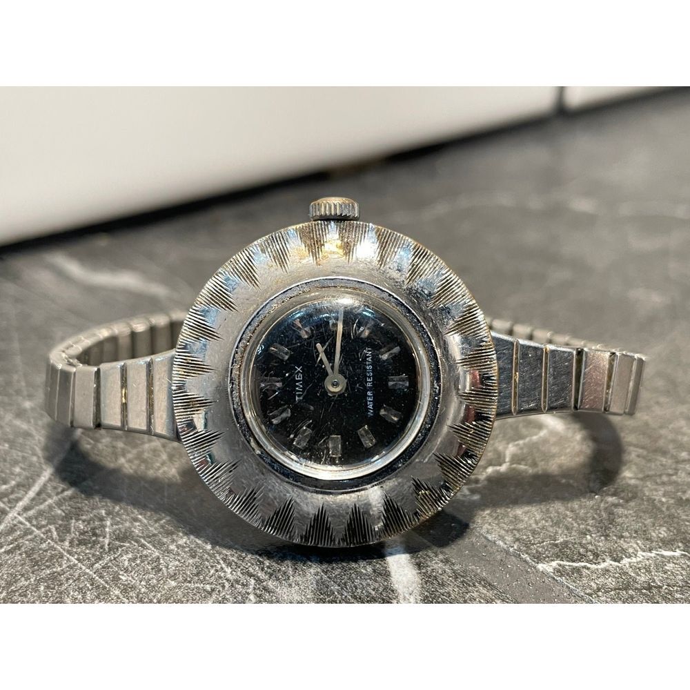 Unique Vintage Timex Ladies Watches - Needs Repair Or Maintenance - Picture 4 of 7